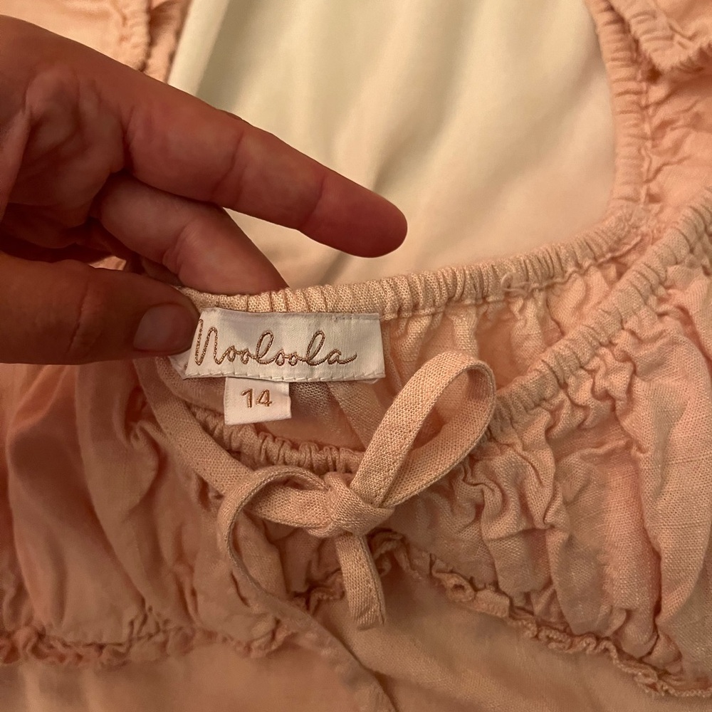 Size 14 cropped going out top